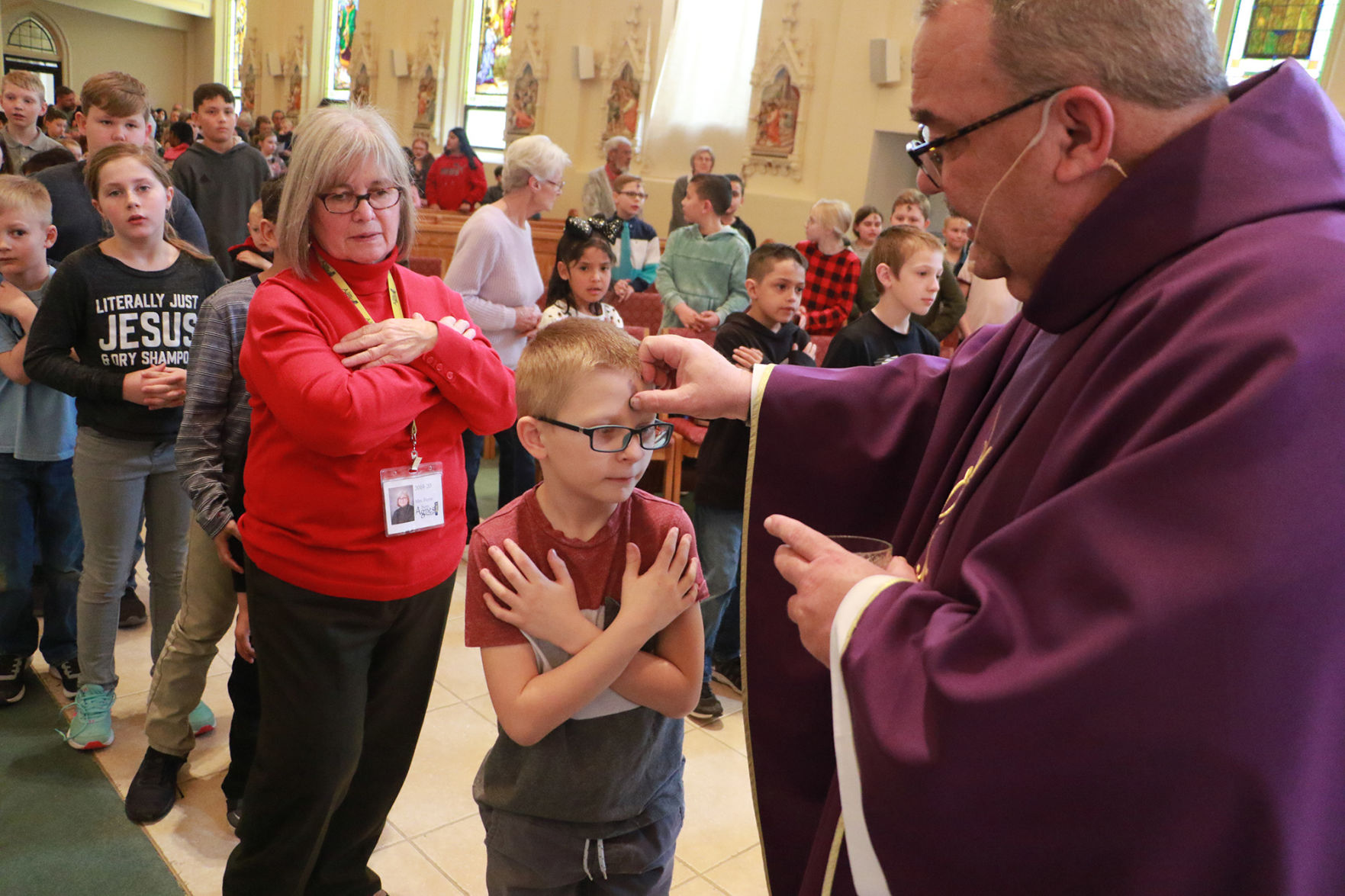 PHOTOS- Ash Wednesday noon service St. Agnes 20200226816.jpg